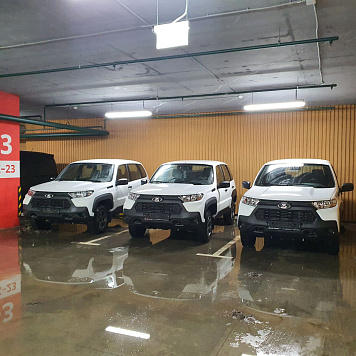 Lada Niva Travel