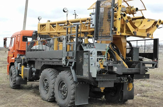 Буровая ЛБУ-50с экипажем