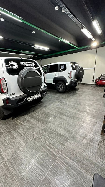 Lada Niva Travel