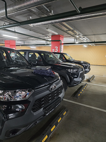 Lada Niva Travel