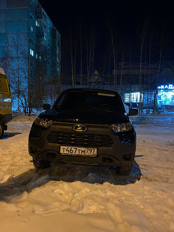 Lada Niva Travel